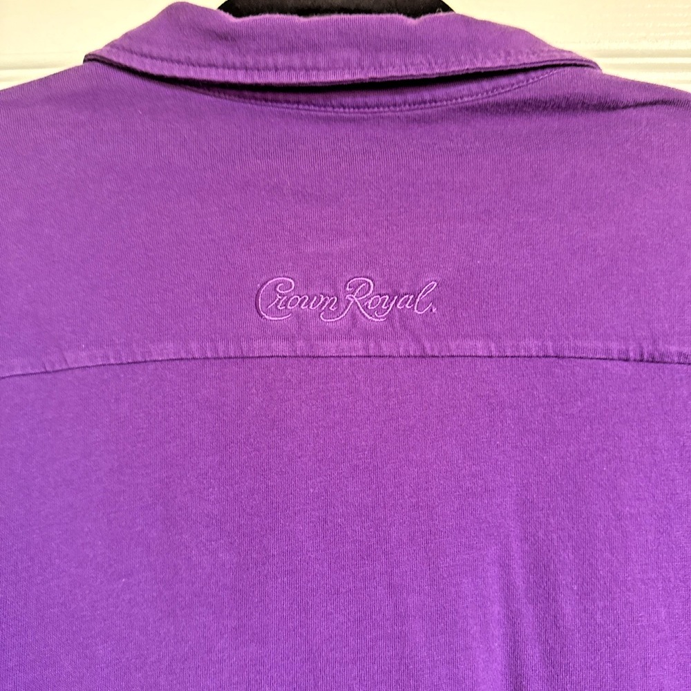 Crown Royal Branded Mens Whiskey Polo Shirt Size L‎ Purple Rare Golf Collared
